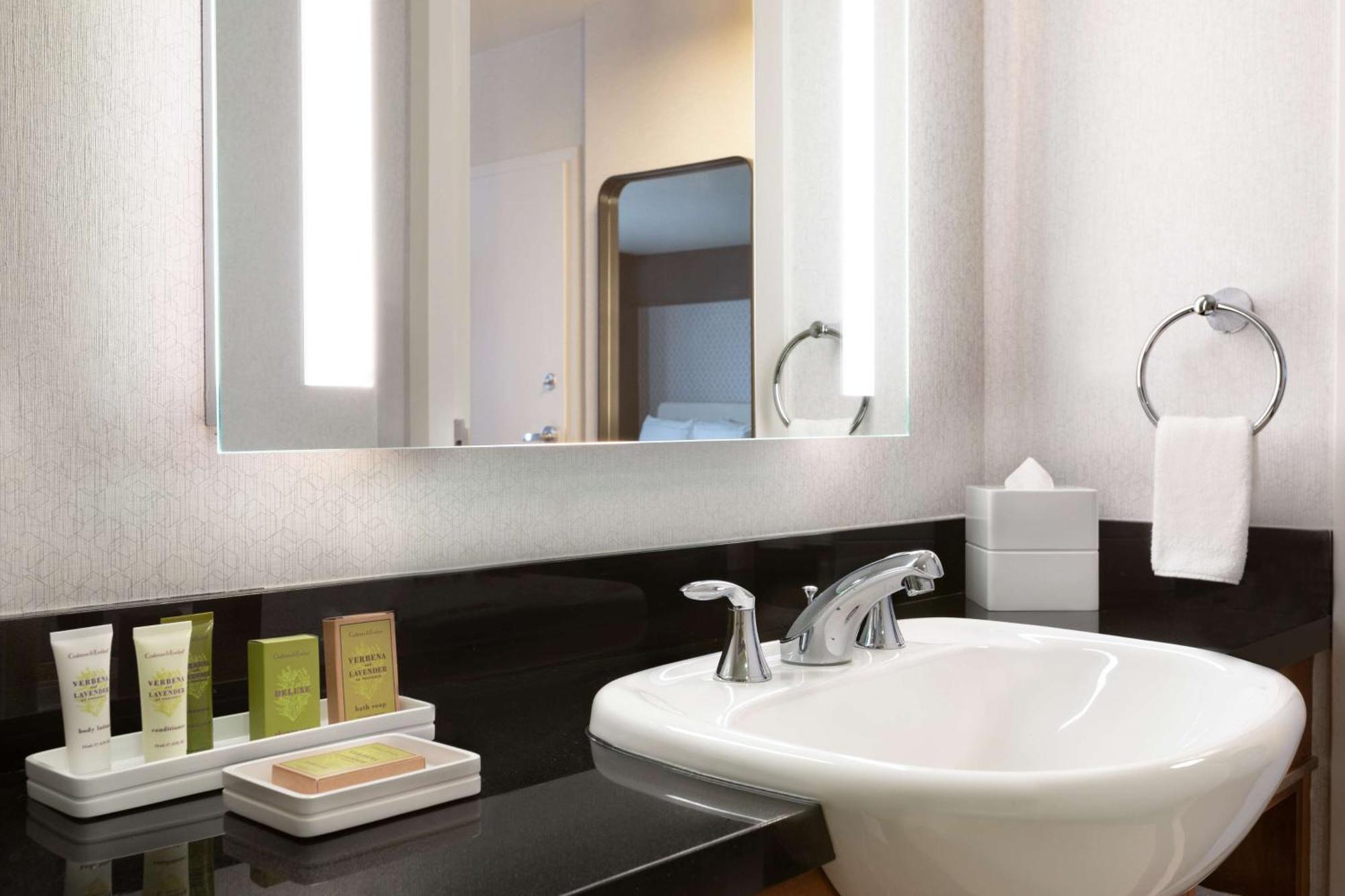 Hilton Baltimore BWI Airport Linthicum Dış mekan fotoğraf